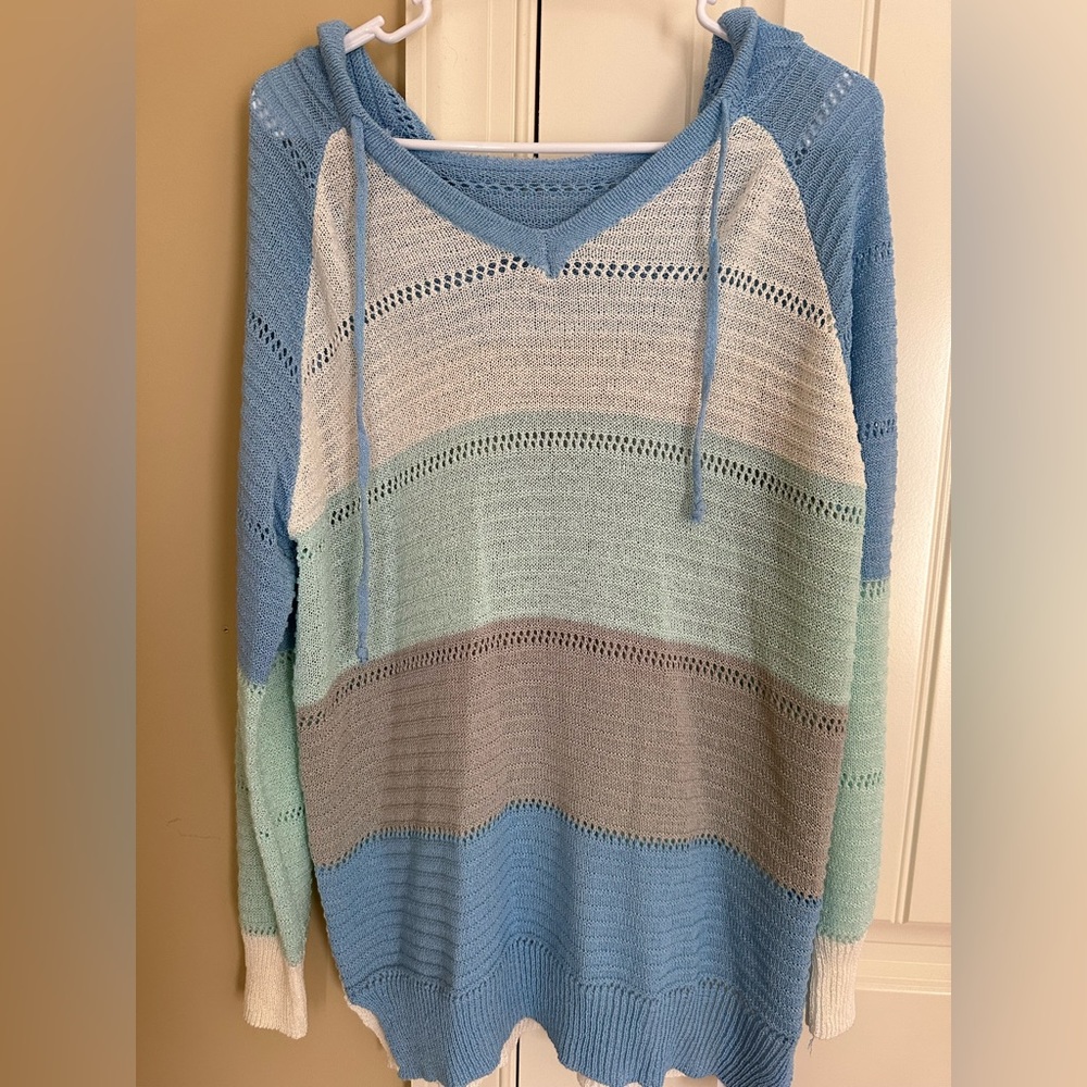 New w/tags…Multicolor light white hoodie